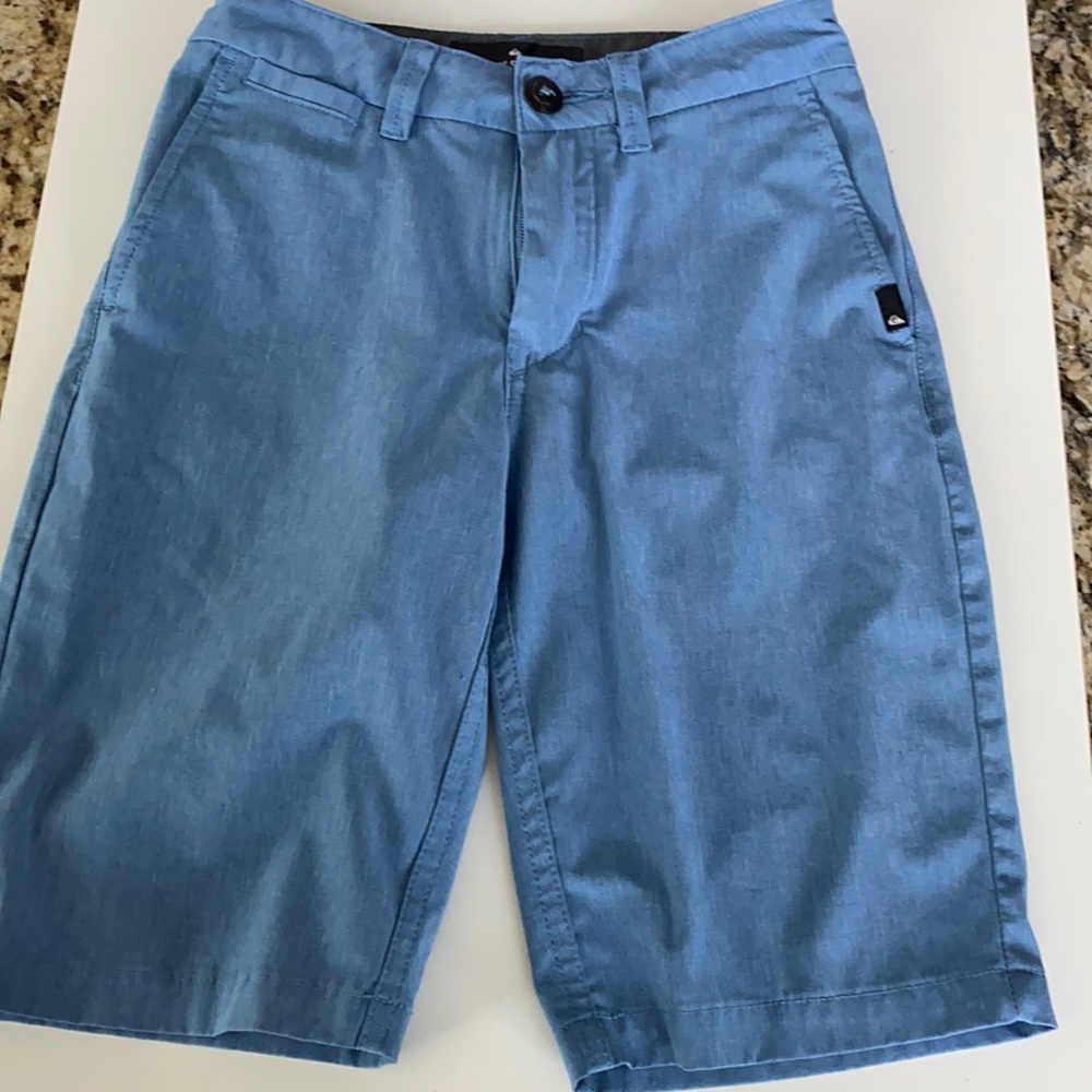 Big boys Quiksilver shorts